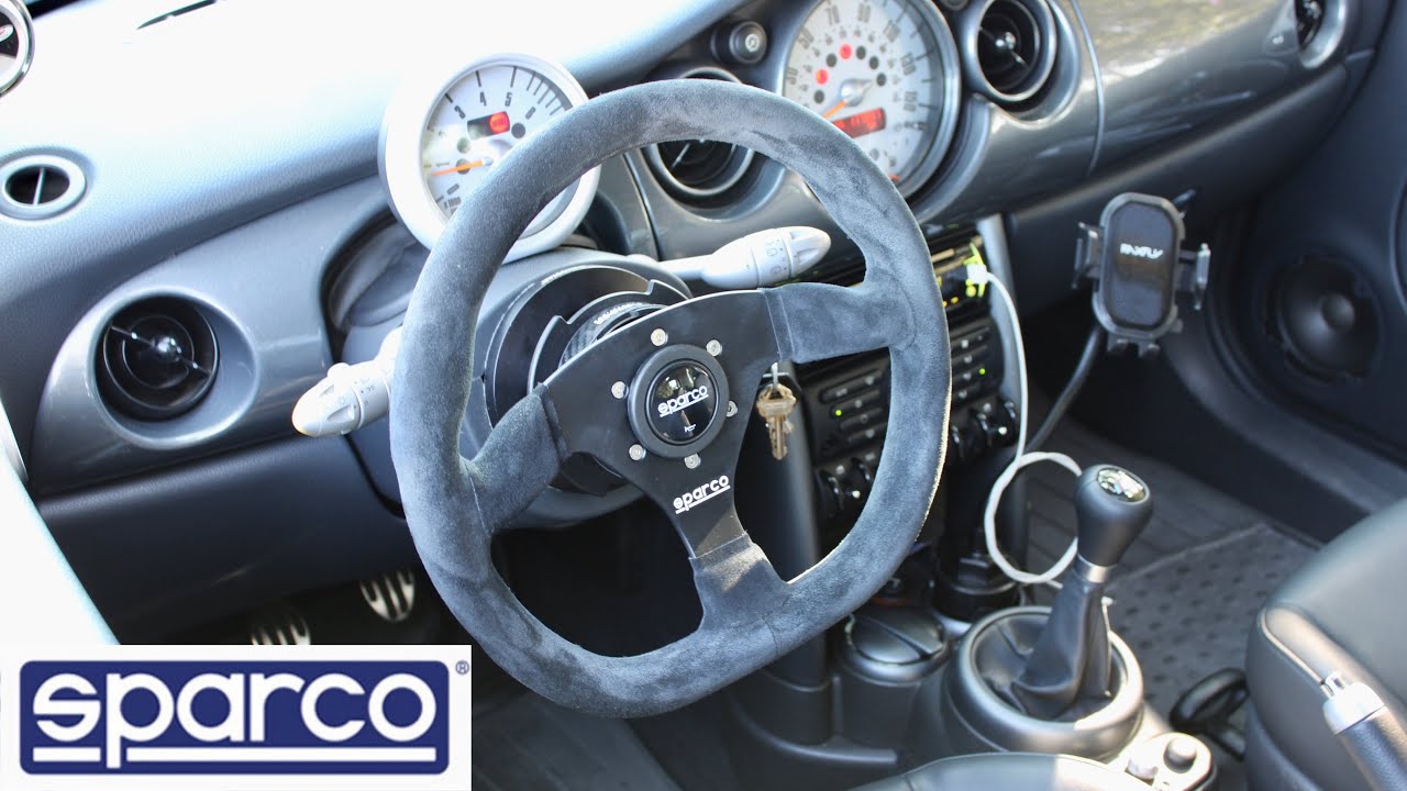 INSTALLED SPARCO STEERING WHEELS AND NRG QUICK RELEASE IN MY MINI COOPER S R53
