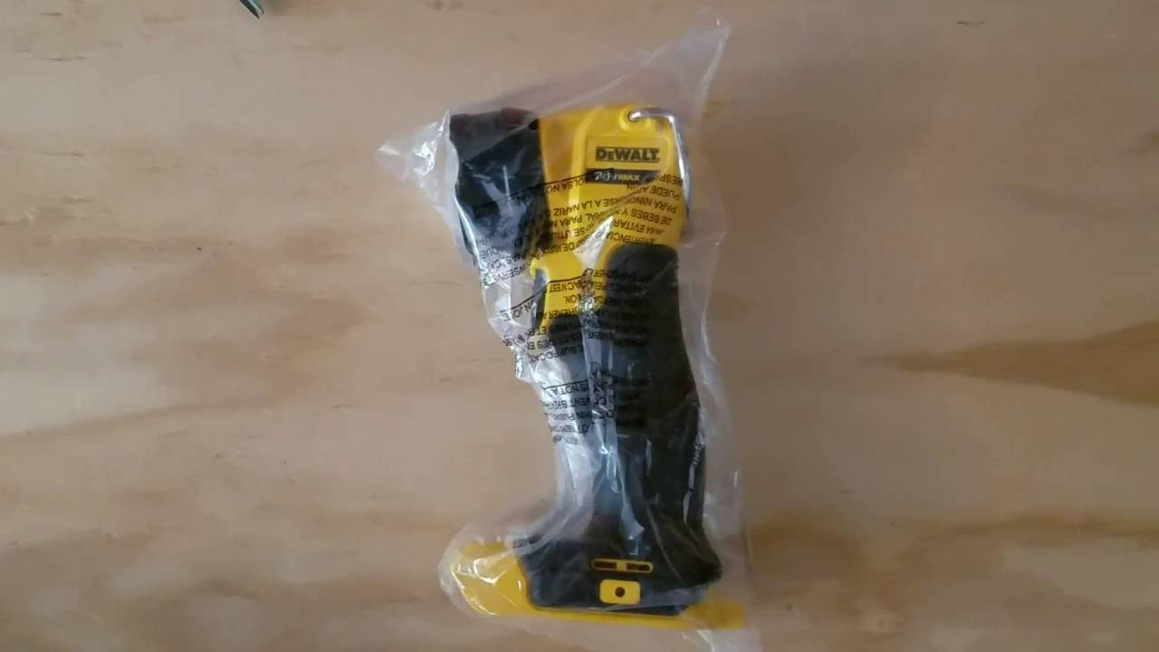 DeWalt 20v Max LED Flashlight Review (DCL040)
