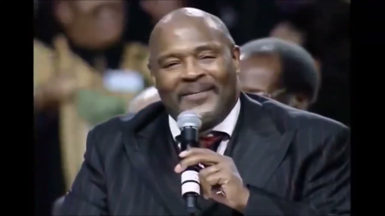 Bishop Marvin Winans and Tamela Mann - Anointing Fall on Me (Live)