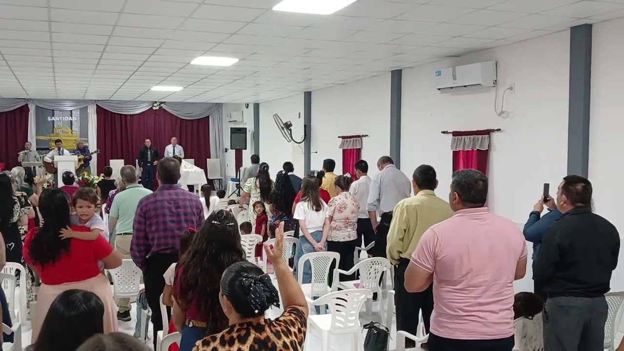 El esta cerca - Hno Anibal 