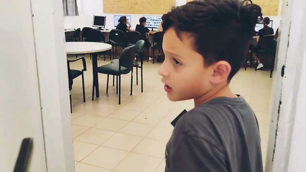 ברוכים הבאים לבית הספר 