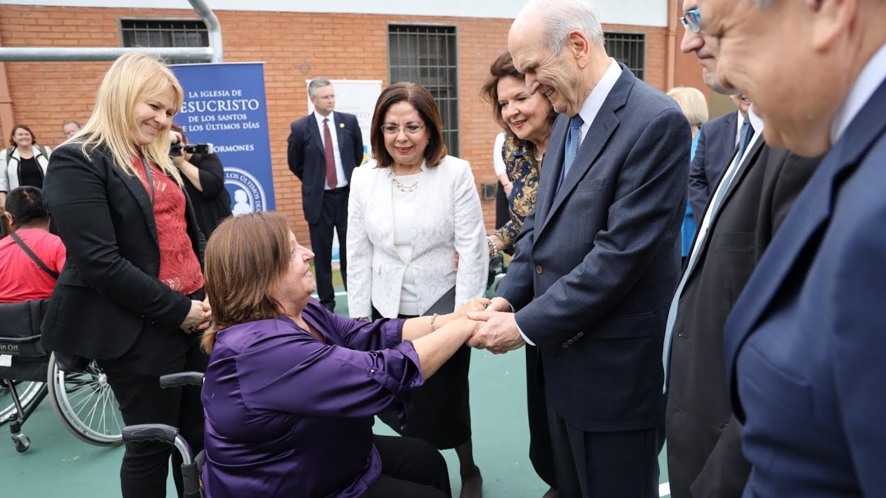 President Nelson Ministers One by One in Buenos Aires, Argentina