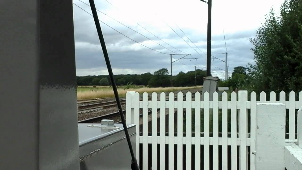 Barcroft level crossing