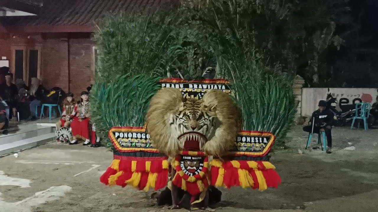 SPEKTAKULER ‼️ ATRAKSI HEBAT PEMBARONG KONDANG REOG PONOROGO TERBESAR PRABU BRAWIJAYA 