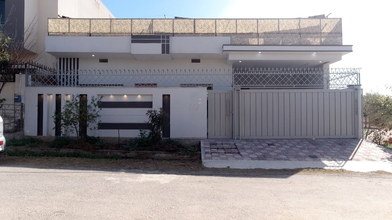 12 MARLA HOUSE FOR SALE IN BLOCK G GULSHAN-E-SEHAT 2 E-18 ISLAMABAD