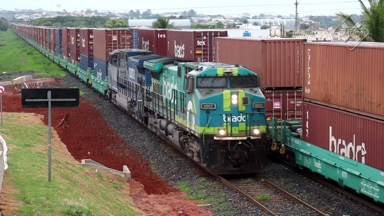 Cruzamento de Trens Double Stack em Jales