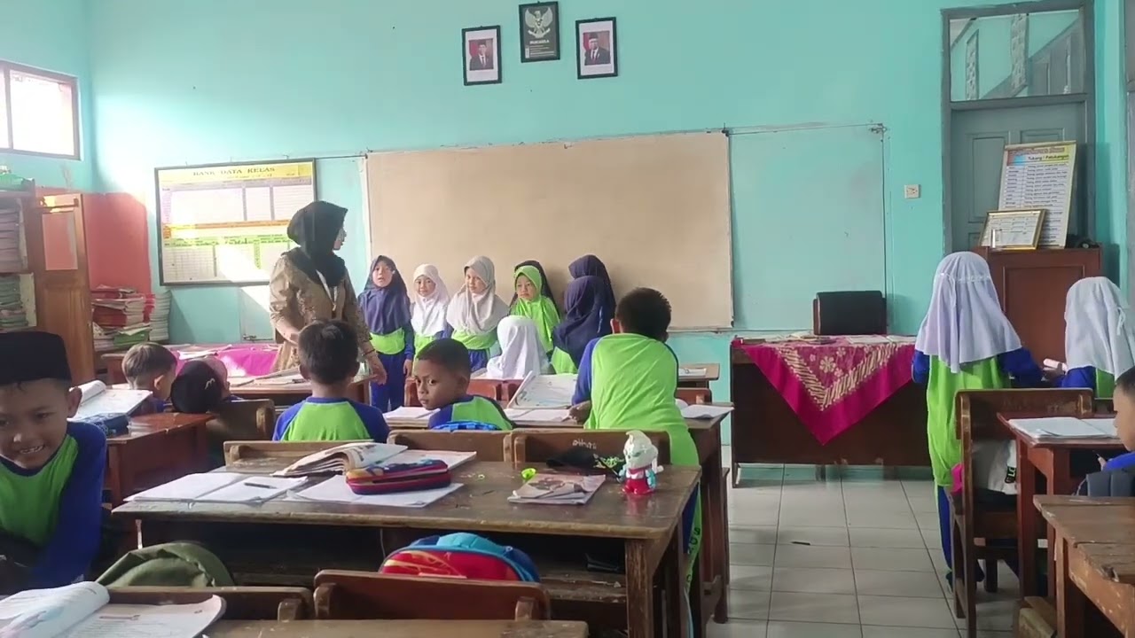 video pembelajaran PLP di SDN Cibeuti
