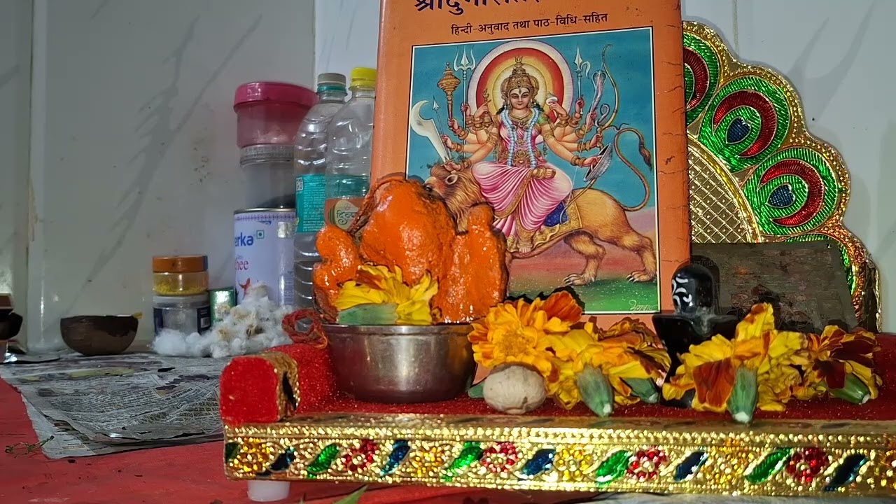 सब भाई  बहनों  को जय  माता दी आप सब के लिए  एक  सुन्दर  सी माता रानी की भेंट 
