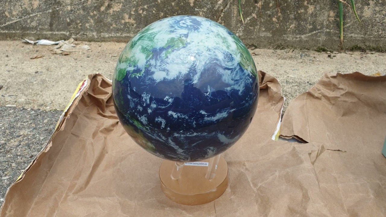 MOVA Globe earth with clouds 8.5