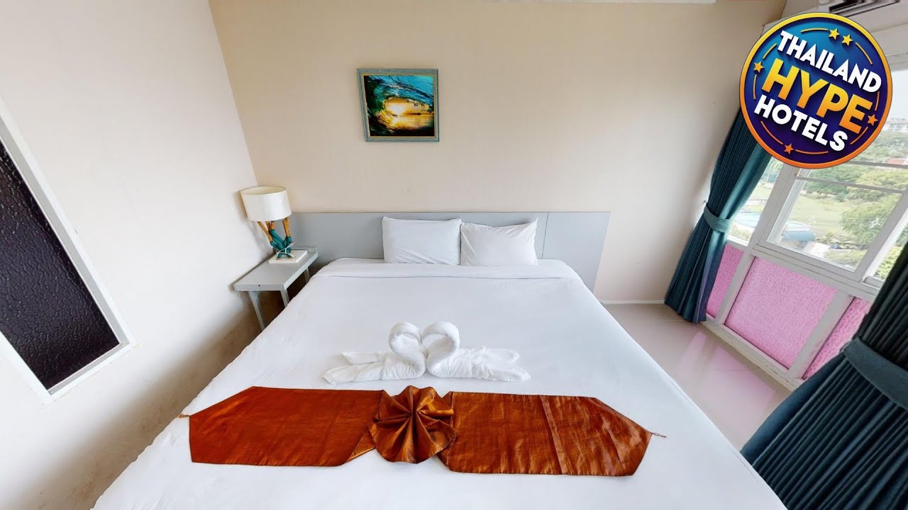 Baron Residence Bangkok | Bangkok, Thailand | Hotel Review 🏨