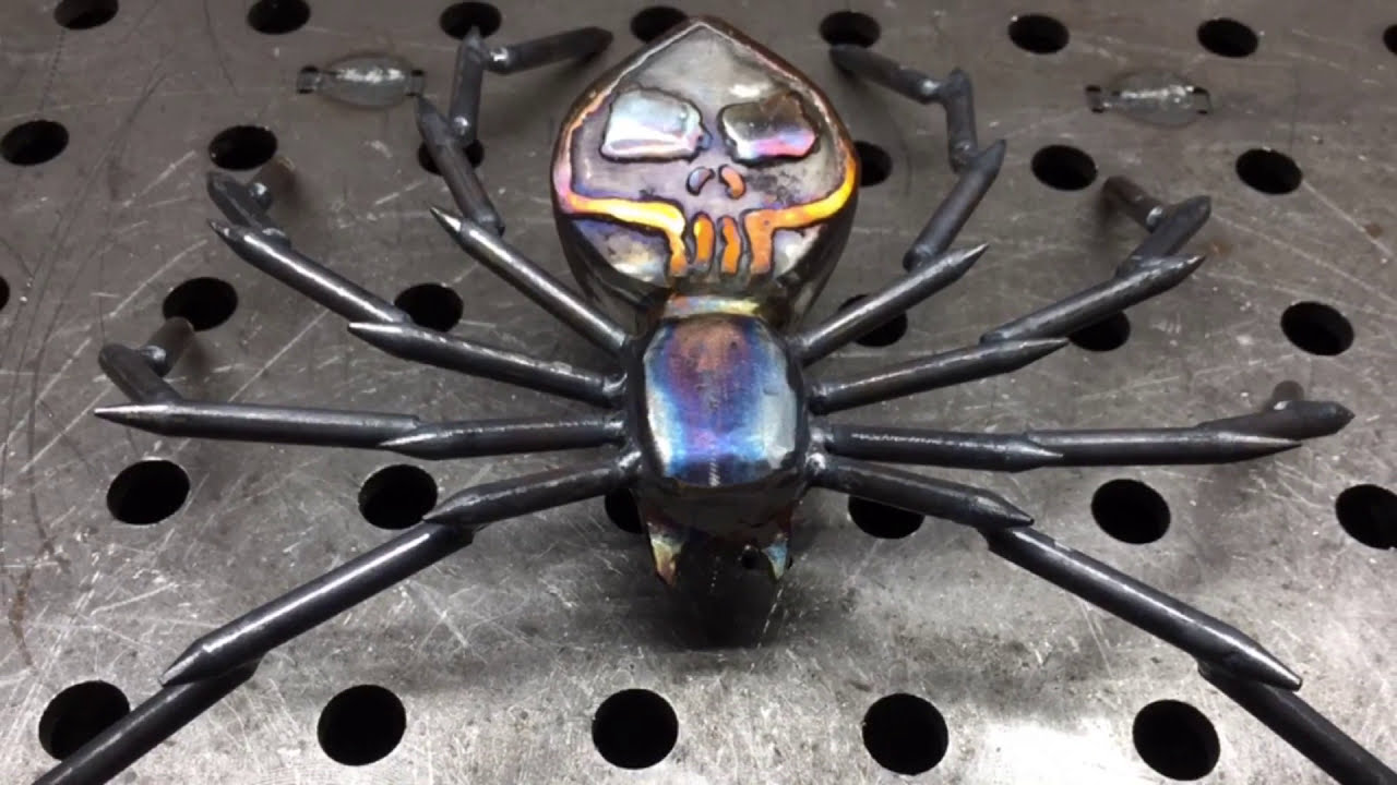 Black Widow Spider American Fine Art Metal Sculpture Welding Projects Book Scrap Welded Arachnid