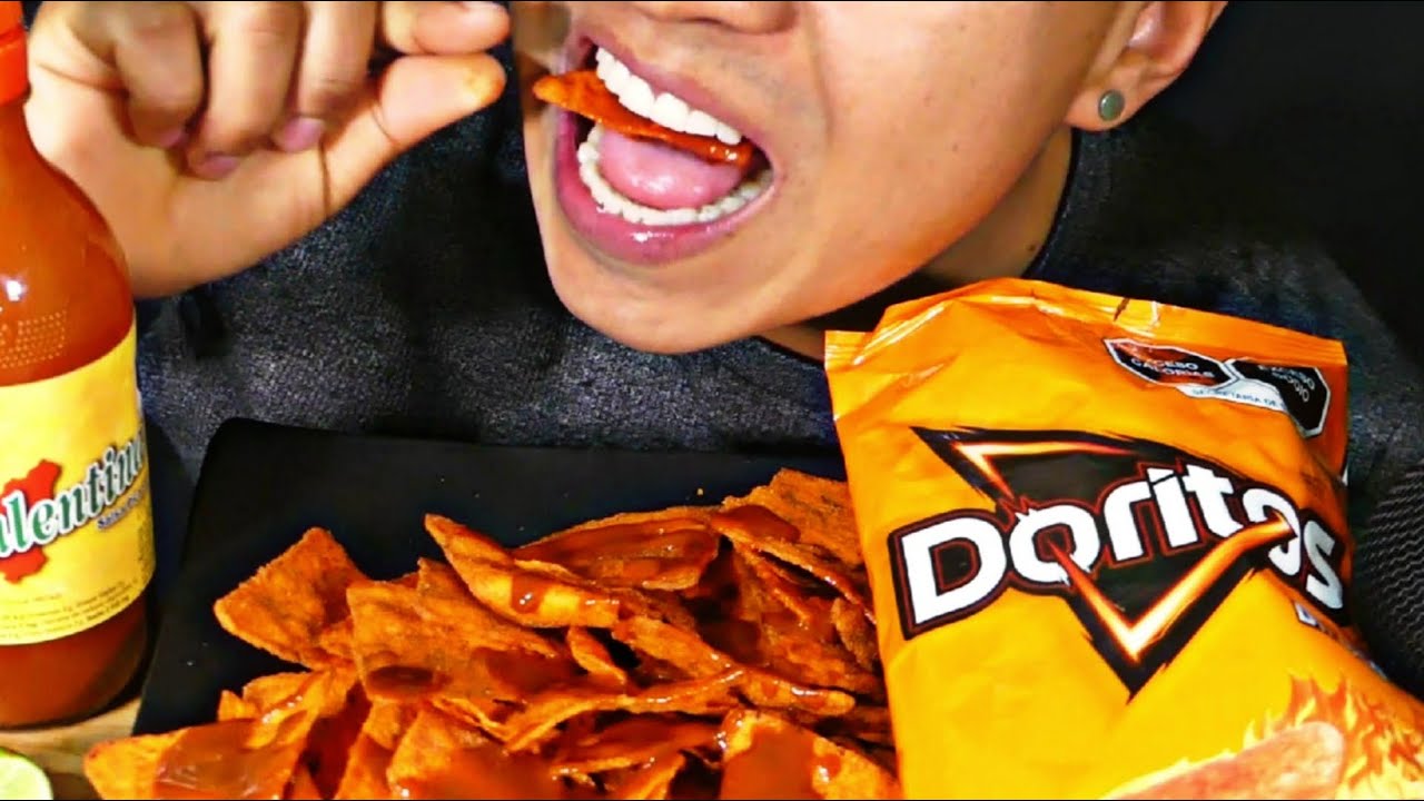 DORITOS DIABLO CON SALSA VALENTINA | ASMR