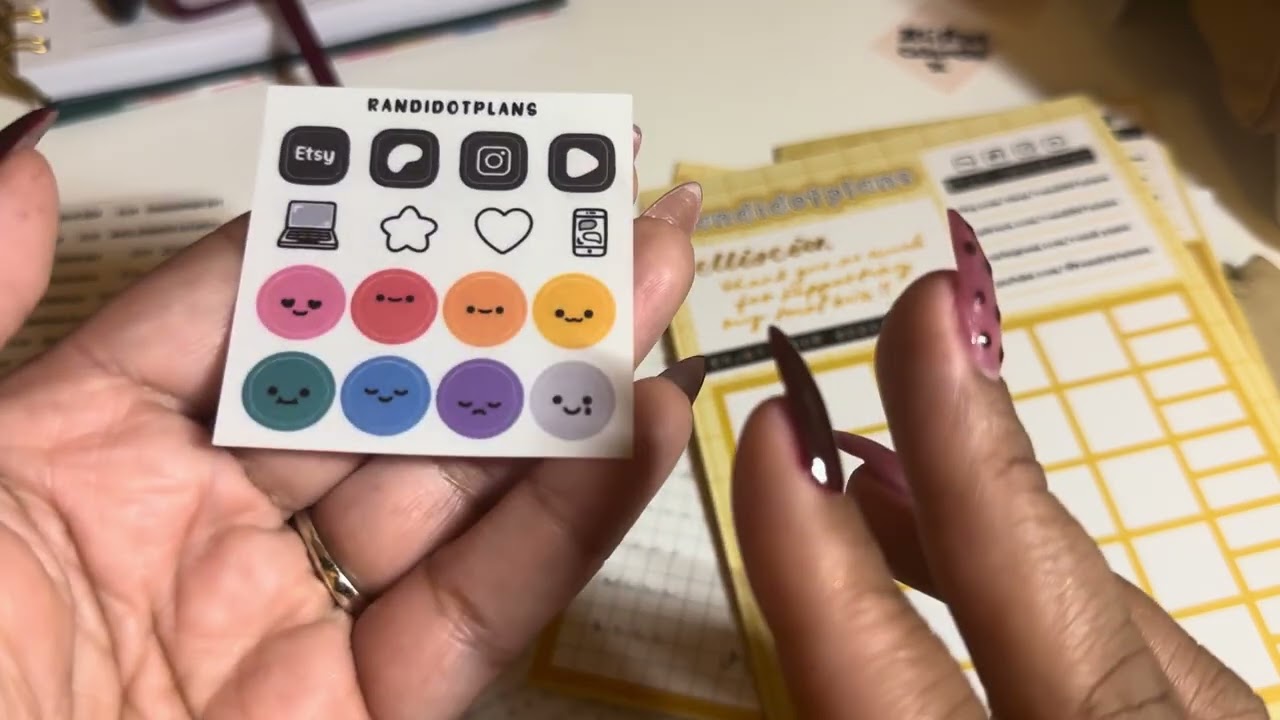 Happy Mail from RandiDotPlans and KristisPrintables