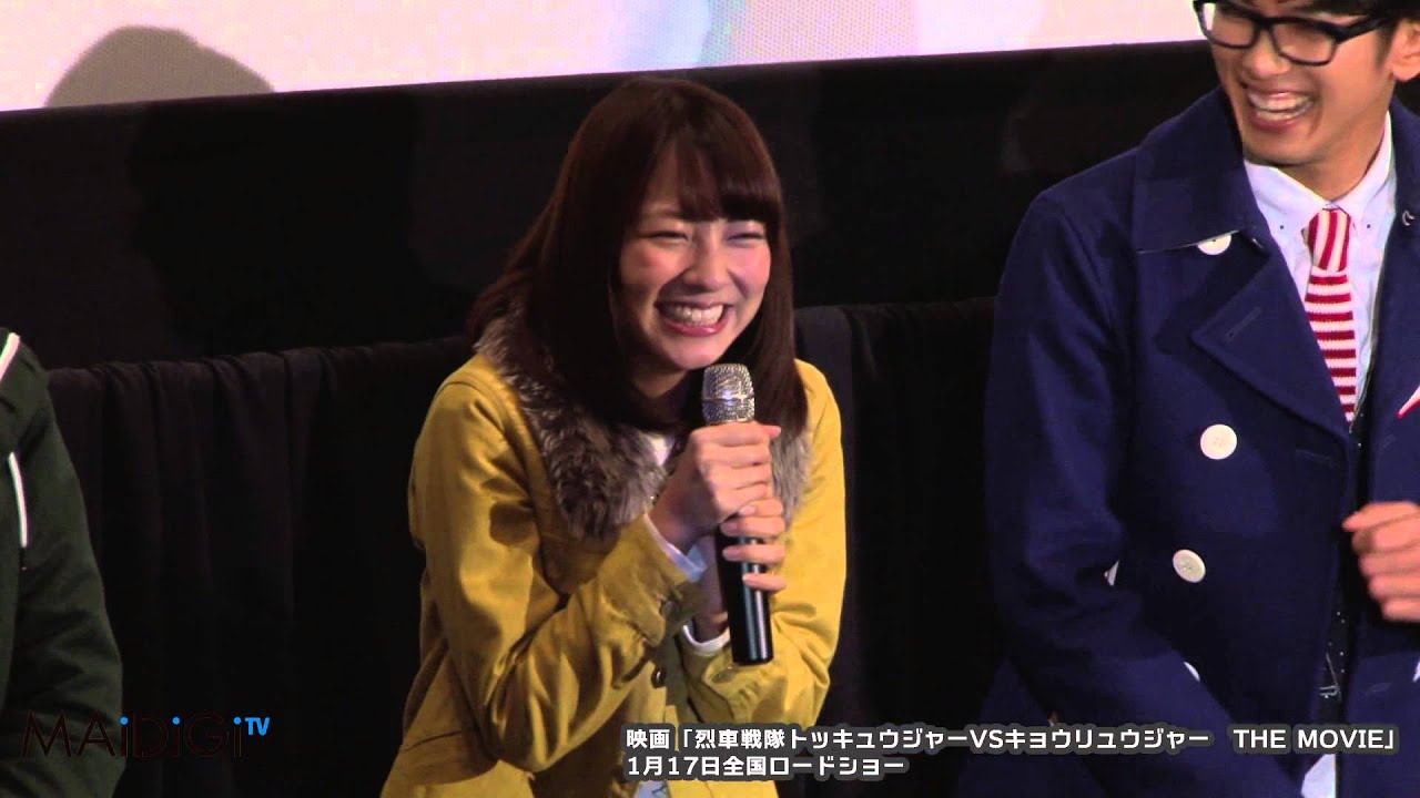 志尊淳ら「トッキュウジャー」チームがあいさつ！映画「烈車戦隊トッキュウジャーVSキョウリュウジャー　THE MOVIE」完成披露舞台あいさつ1