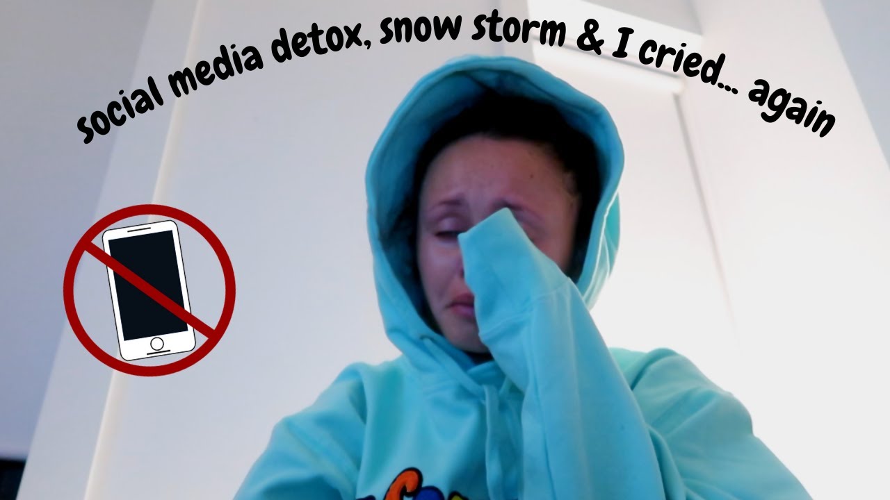 a REALISTIC week in NYC | social media detox, snow storm, fenty skin routine, trader joes groceries