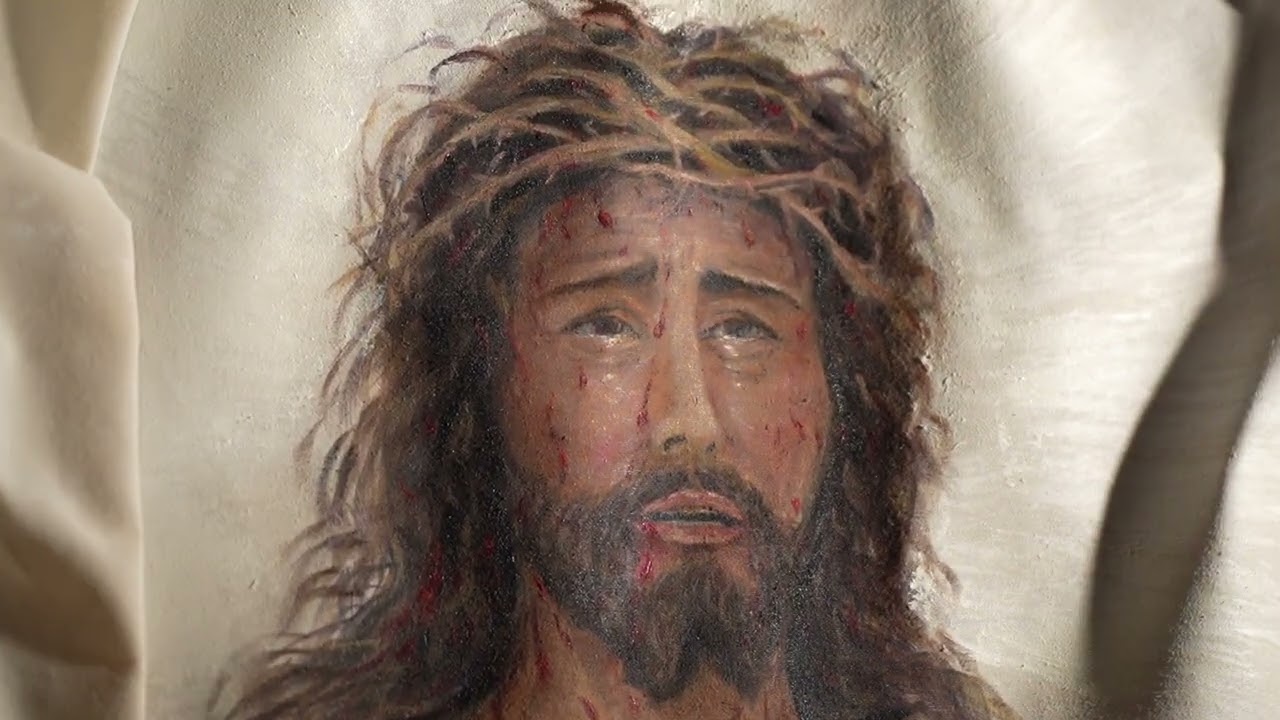 ✝️ El Cristo Despojado, la única cofradía que procesiona a cara descubierta