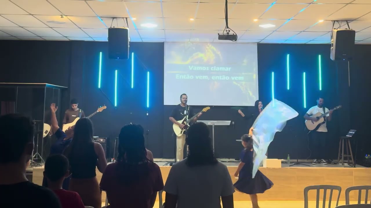 ELE VEM (Live From Church)