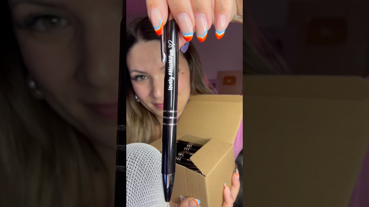 Welche Trigger soll ich mitbringen? 😍 #asmr #asmrvideo #MissMiFam