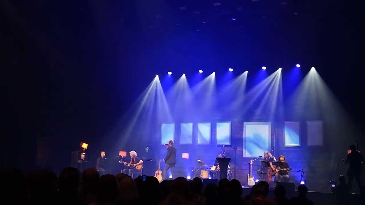 Eppu Normaali - Savuna ilmaan (Logomo, Turku 14.2.2026)