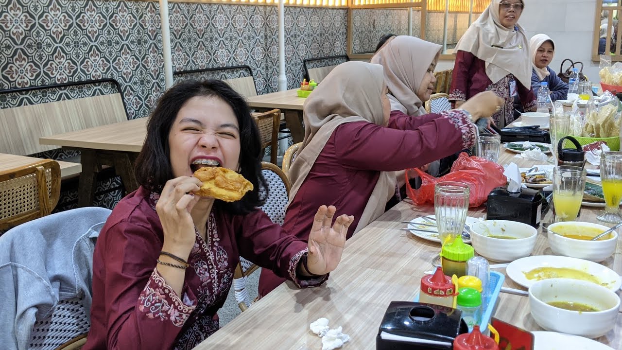 Beautiful Lunch @Cabemerah Basura - Jangan Tonton Sampe Habis Nanti Nyesel