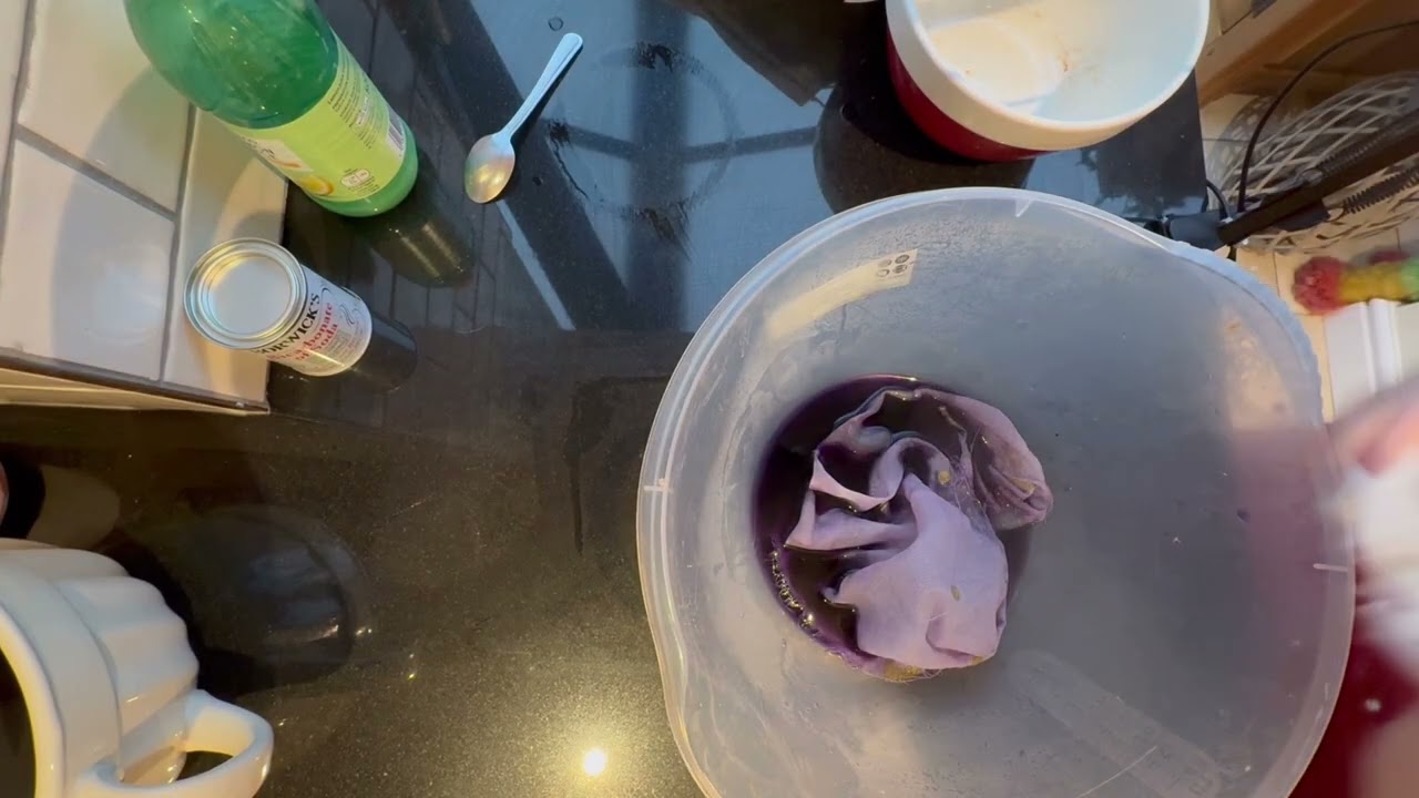Join Me  as I Eco- Dye with Red Cabbage! A Myriad of Colours #ecodying #junkjournal 