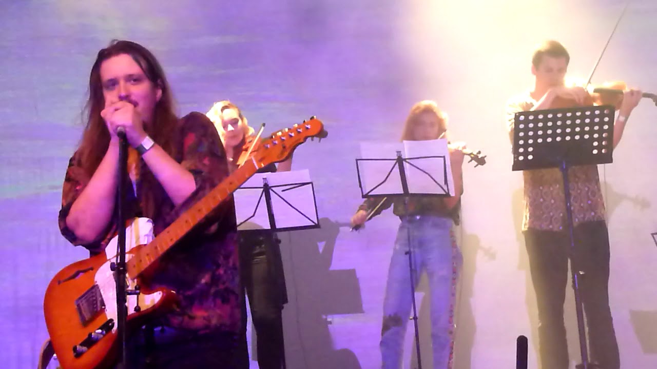 MRFY -  U reki (Live) Kino Šiška 2018