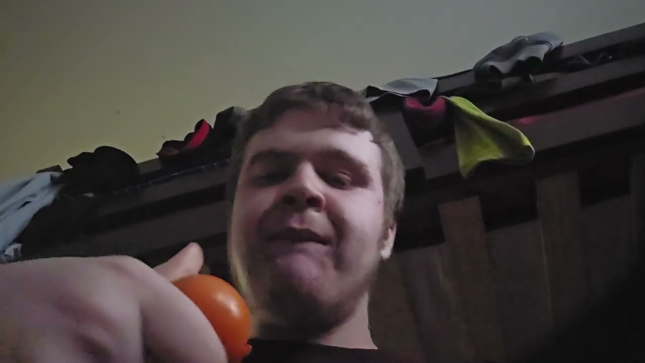 Just eating some mandarins cause i have free will