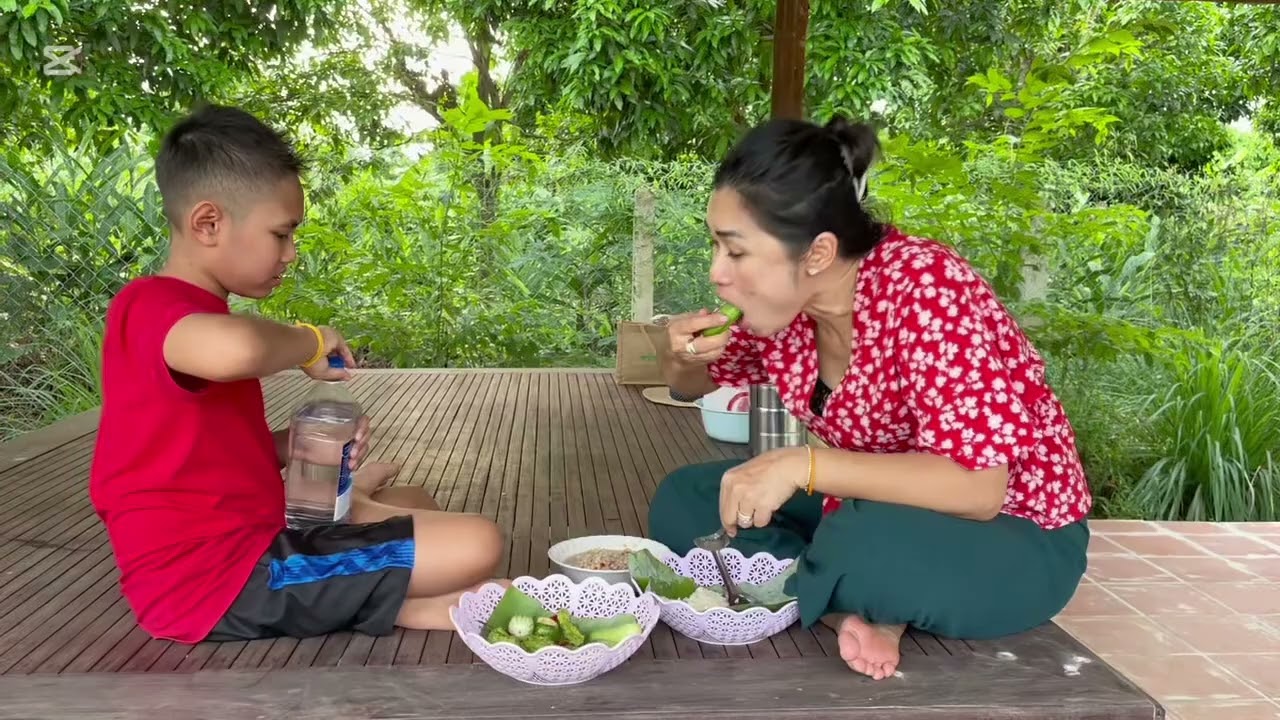 ប្រហុកក្រសាំងឆ្លាញ់ខ្លាំងស្នាដៃប្រពន្ធ