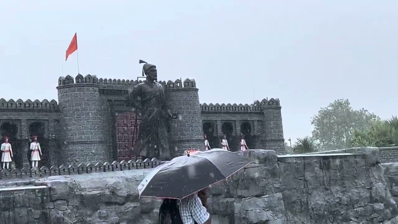 Parleswar dhol tasha Pathak 2023 practice in heavy rain