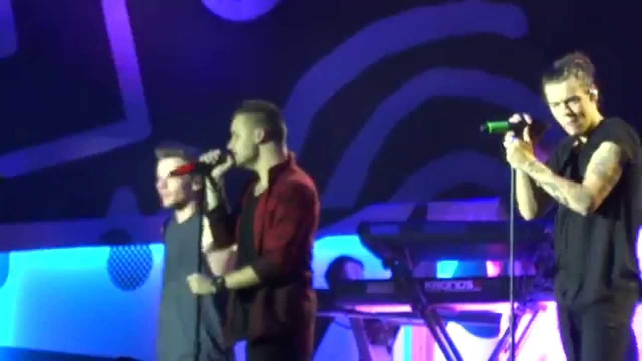 One Direction - Night Changes in Jakarta [On The Road Again Tour 2015]