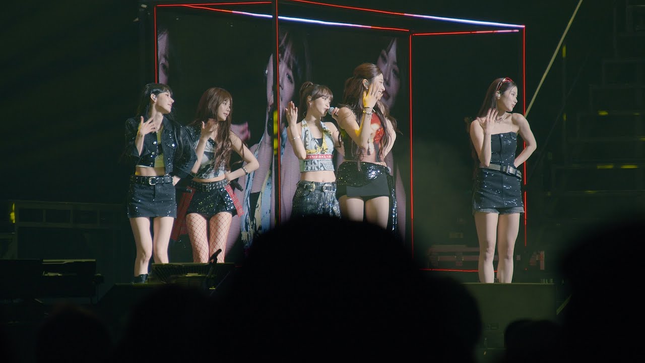 251013 LE SSERAFIM (르세라핌) HOT @ ZOZOFES