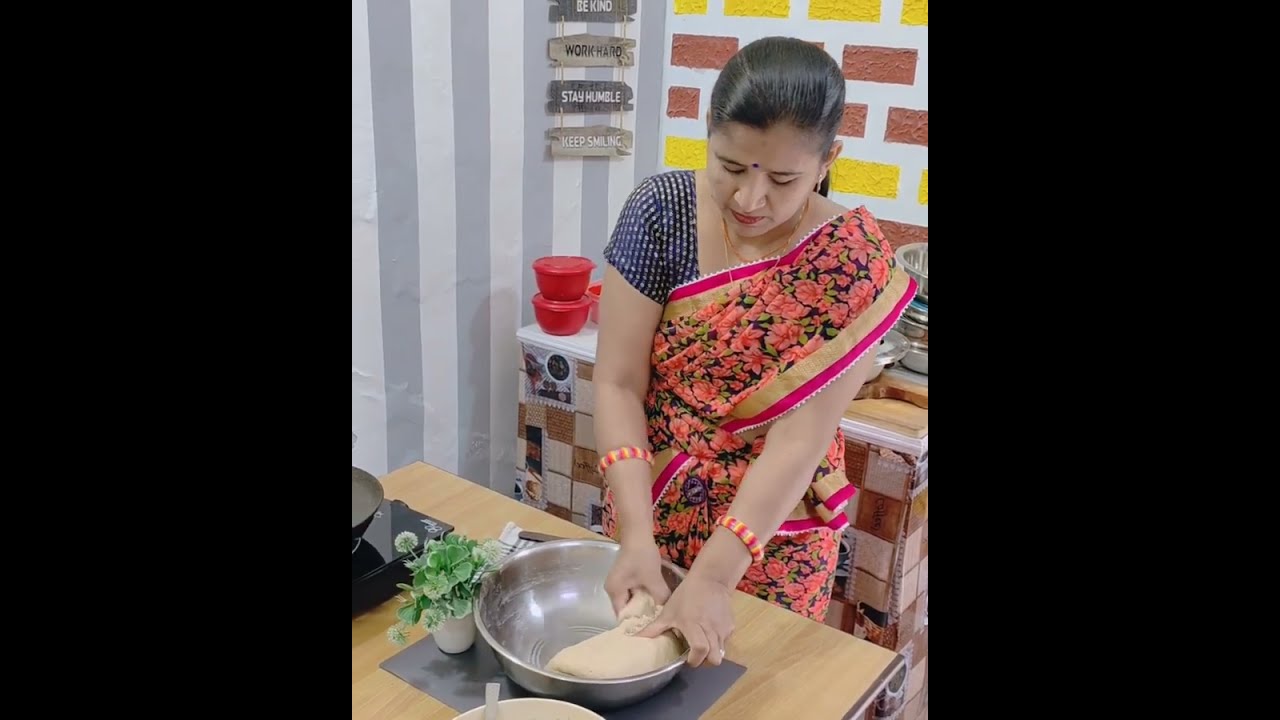 प्याज के पराठे- 4 अलग-अलग तरीके से नाश्ते और लंच बॉक्स के लिए, बहुत ज्यादा टेस्टी