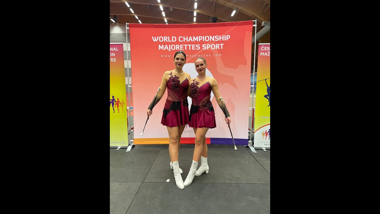 MiKaDo Karviná, duo seniorky baton 2025 - Laura Kasperlíková, Laura Riedlová