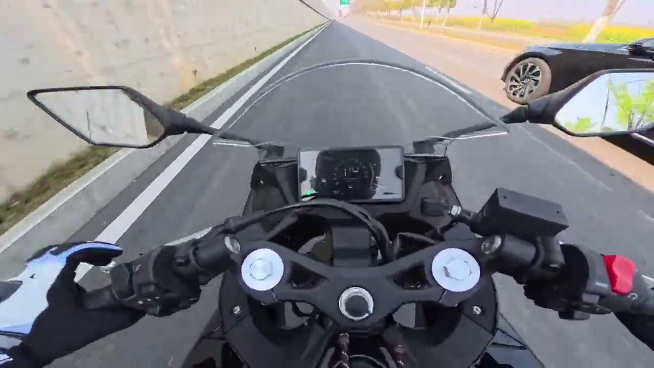 KOVE Thornbird 250RR is easy to drive without vibration, stable in cornering and has a Amazing sound