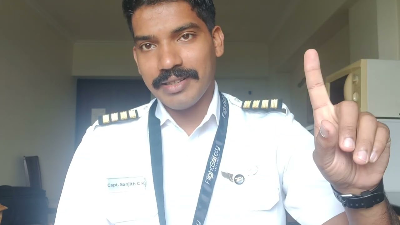 How to become a helicopter pilot in India