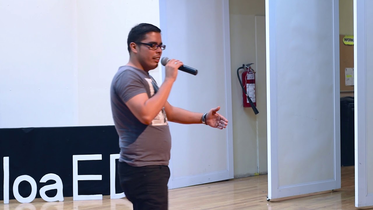 Gamificación: la necesidad de juego en el aula | Raúl Trijullo | TEDxDezaYUlloaED