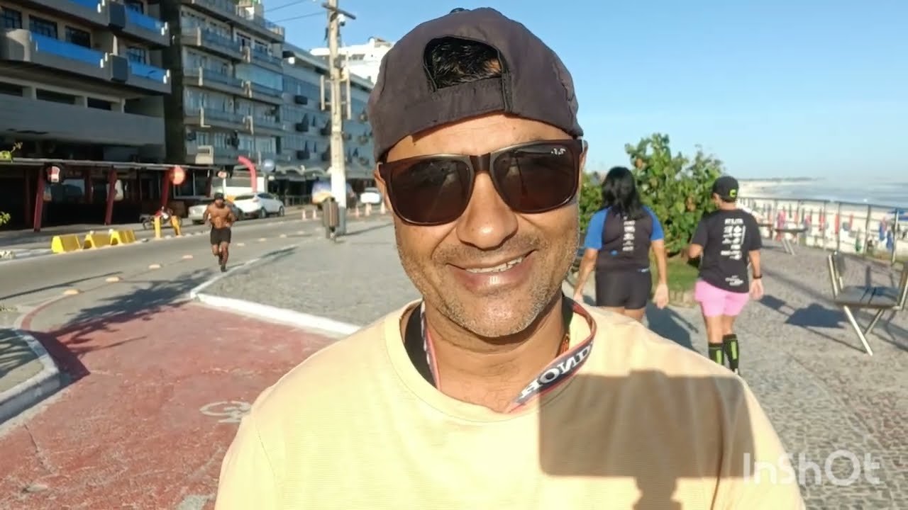 EM CABO FRIO RJ 17/05/25 PRAIA DO FORTE PEIXE FRESCO