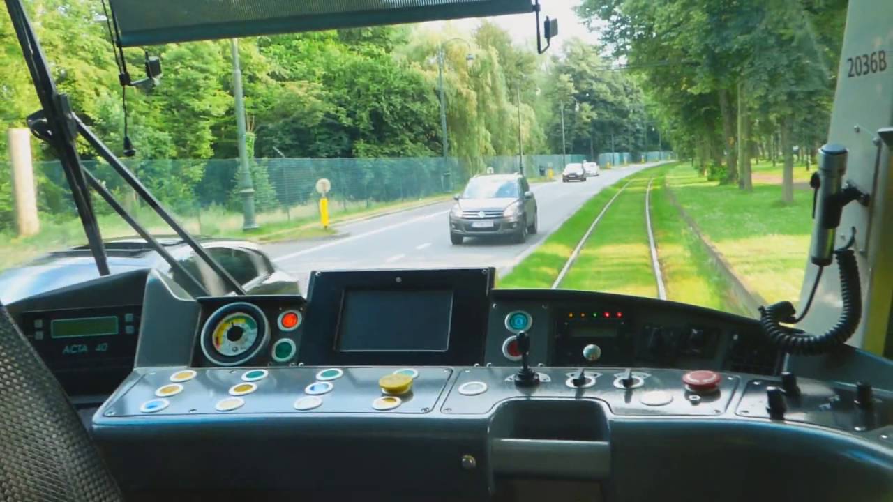 Brussels 2000 series tram on route 94