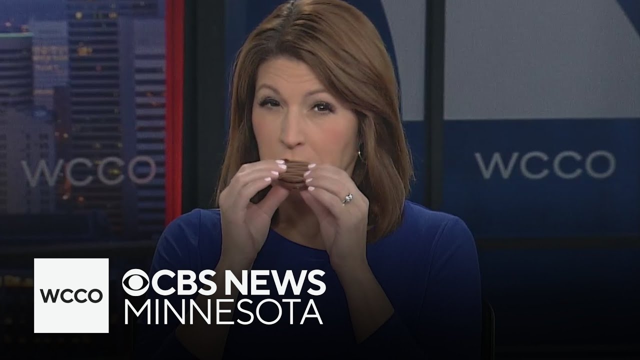 Trying Oreo’s new Thanksgiving flavors