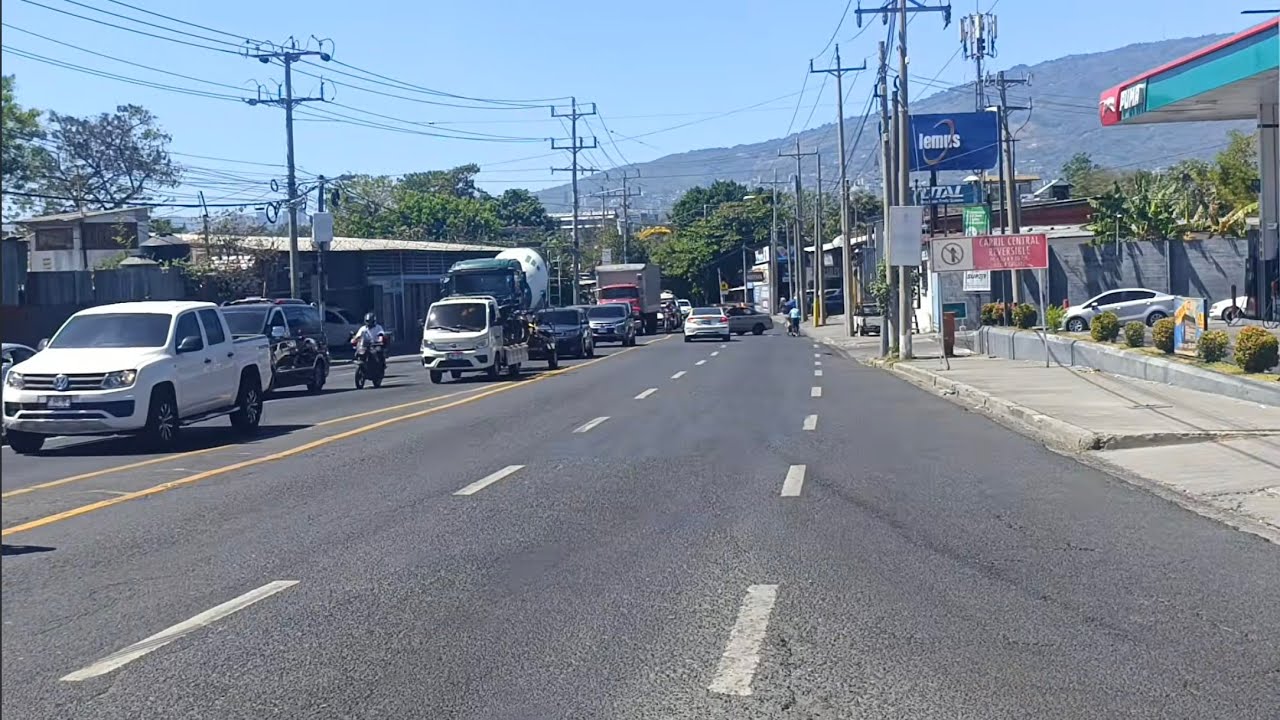 CALLE CINCO DE NOVIEMBRE DE SAN SALVADOR EL SALVADOR 