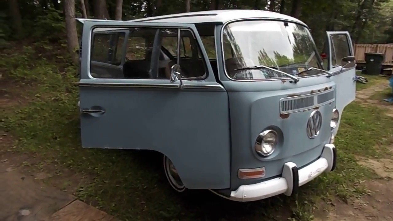 Classic 1969 Volkswagen Bus Deluxe walk around | Vw Bay Window : Van 69 : Transporter