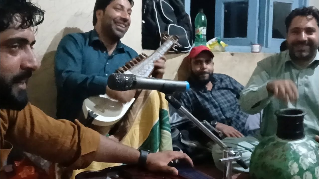 Balyaroo waade dith chanel bith firun | Singer Wani Wahid #kashmiriartist #viral song