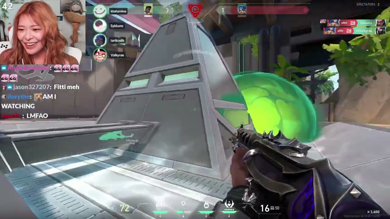 Toast can't believe how drunk Miyoung and Rae is.