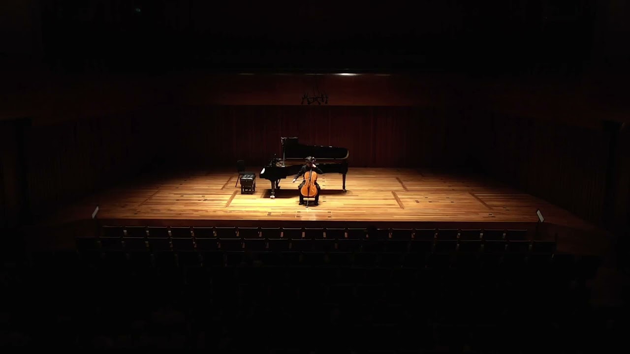 Nigel Clarke: Spectroscope for Solo Cello - I. Recitativo, II. Con fuoco