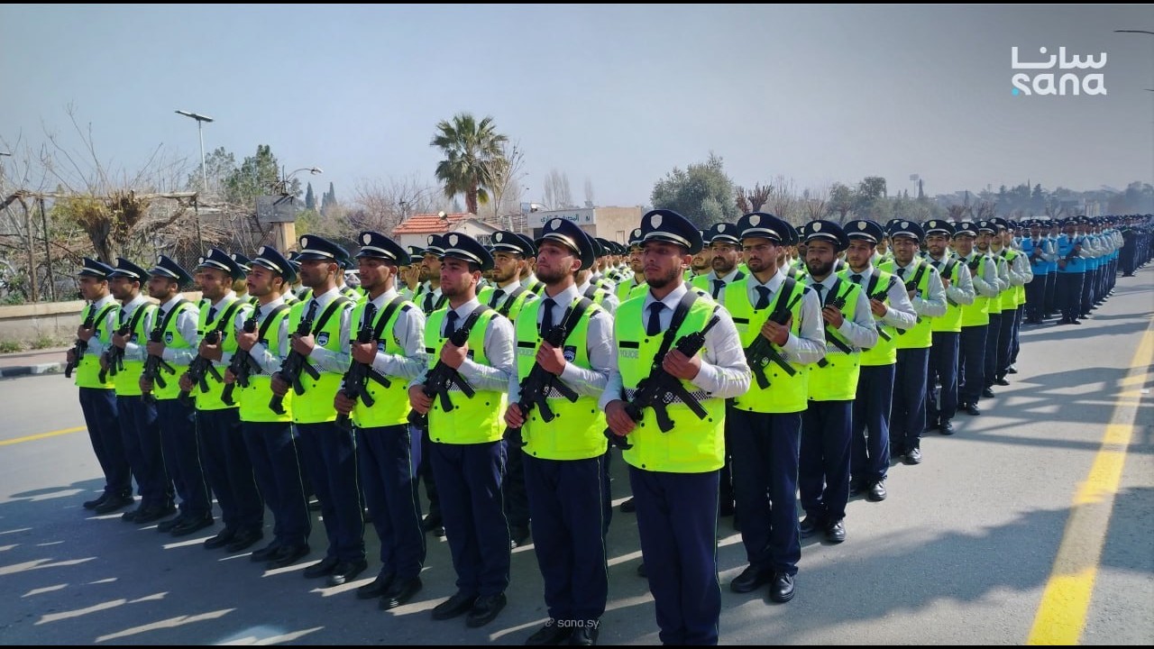 مشاهد من العرض الاحتفالي بمناسبة تخريج دفعة جديدة من أفراد وزارة الداخلية في دمشق