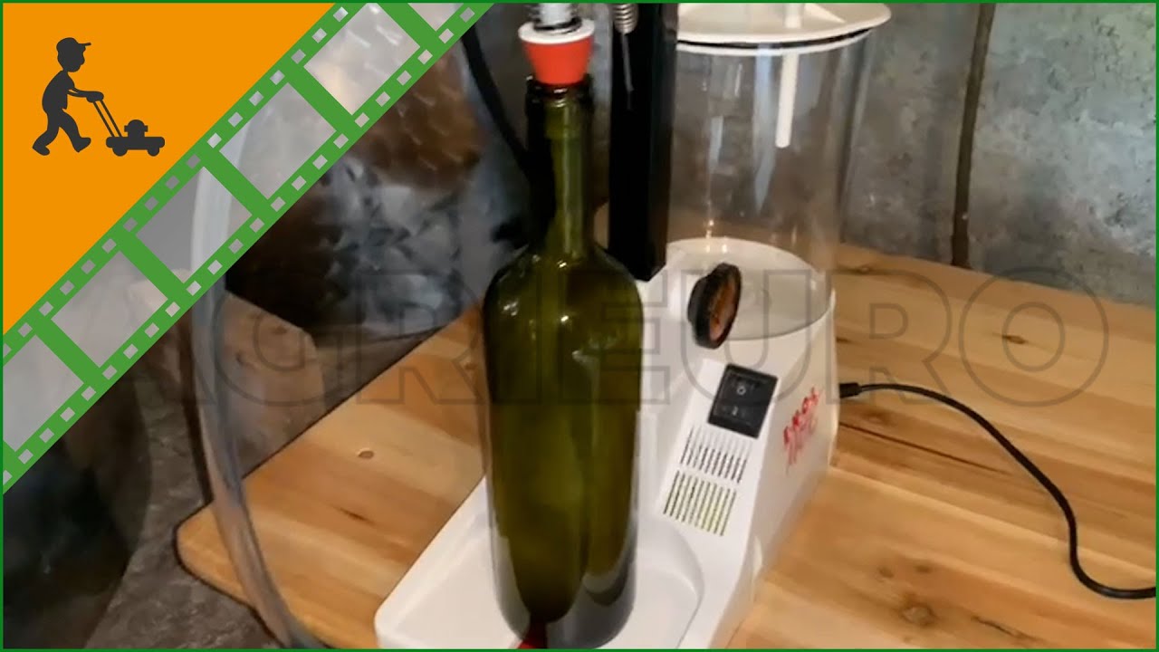 Imbottigliatrice per vino da banco Enolmatic: come funziona la riempitrice elettrica da banco