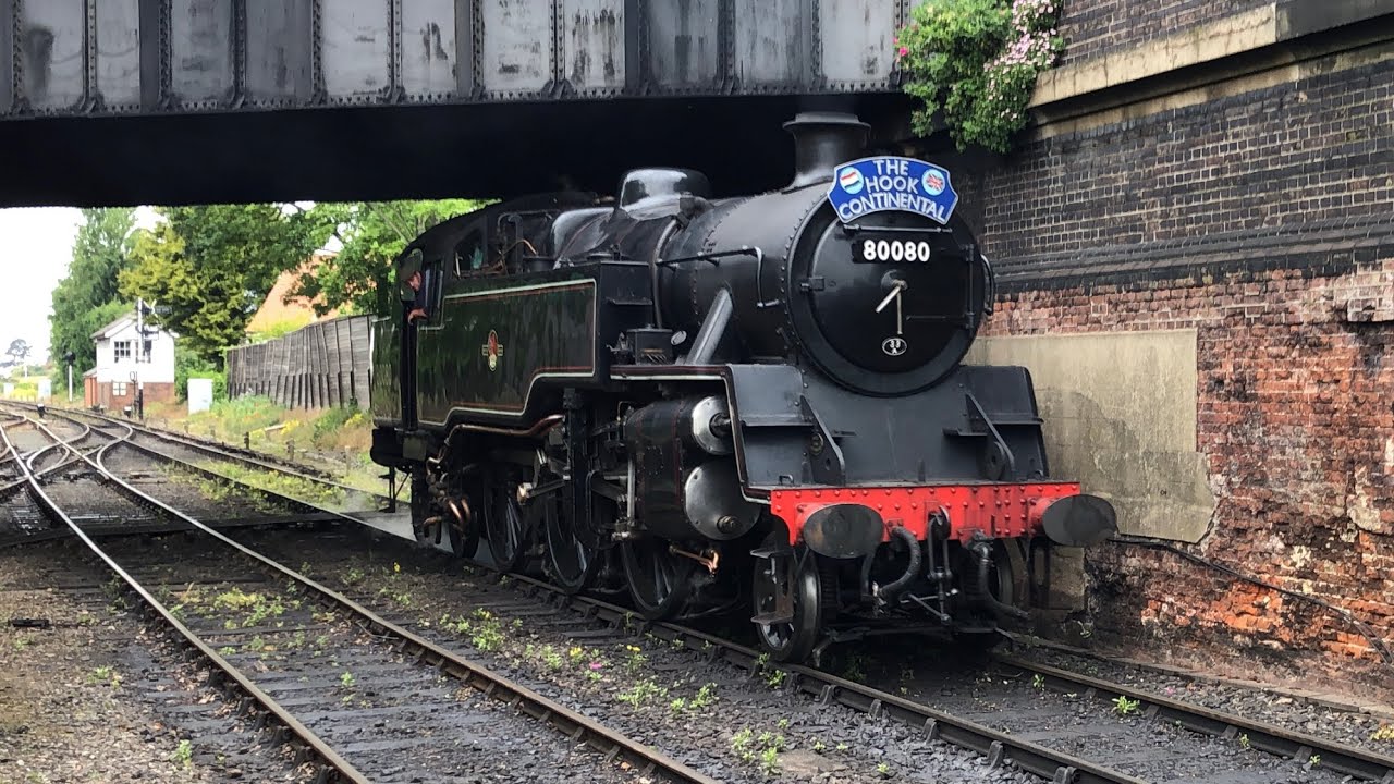 80080 Standard 4 Tank Operates Her First Public Running Day On The NNR
