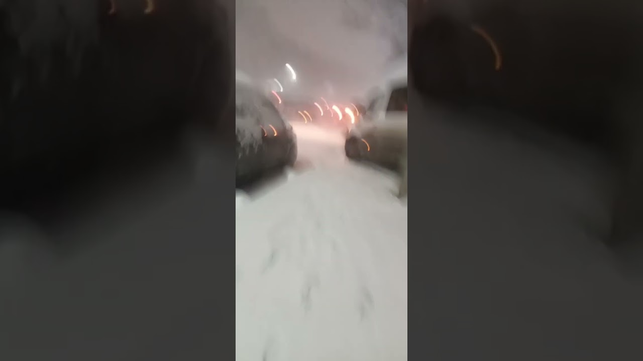 Sultangazi sabah saatlerinde muhteşem kar yagışı