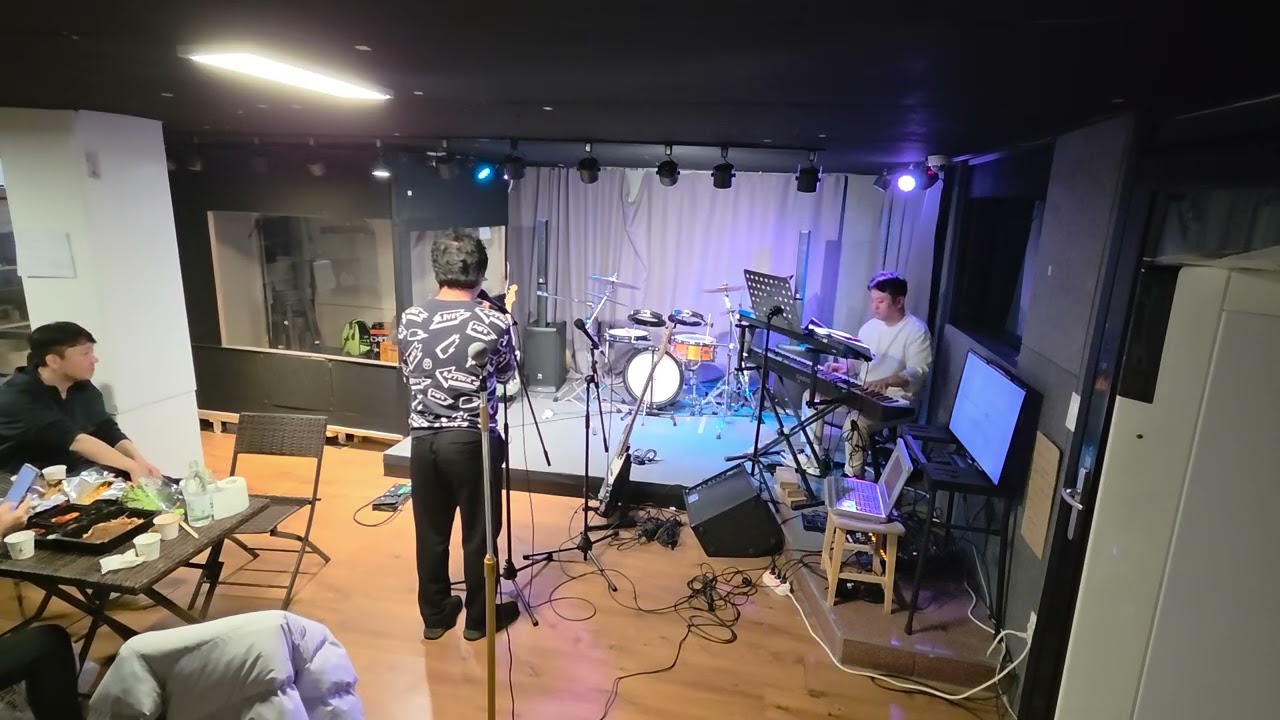 지금이순간 합주