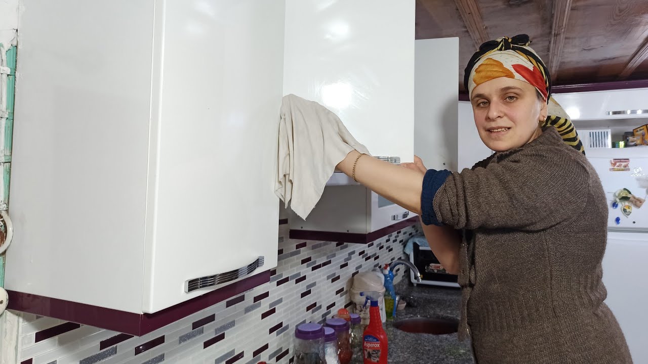 Mutfak dolaplarını temizledik öğlen yemeği günlük vlog